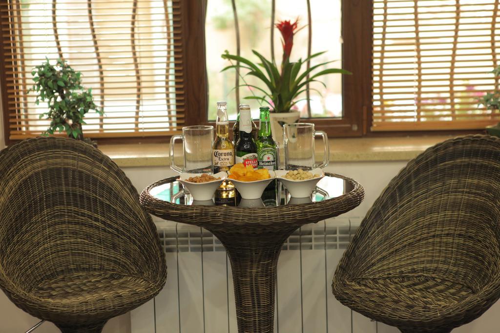 Daniel Boutique Hotel Yerevan Bagian luar foto