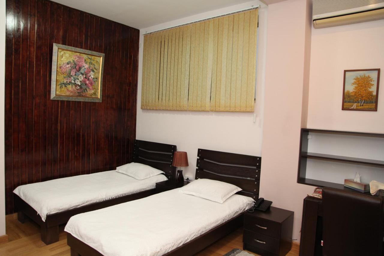 Daniel Boutique Hotel Yerevan Ruang foto